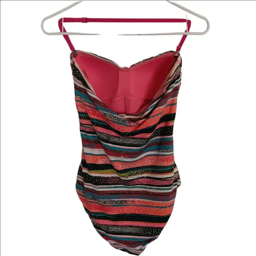 ANNE COLE Twist Front Bandeau One Piece Swimsuit 8